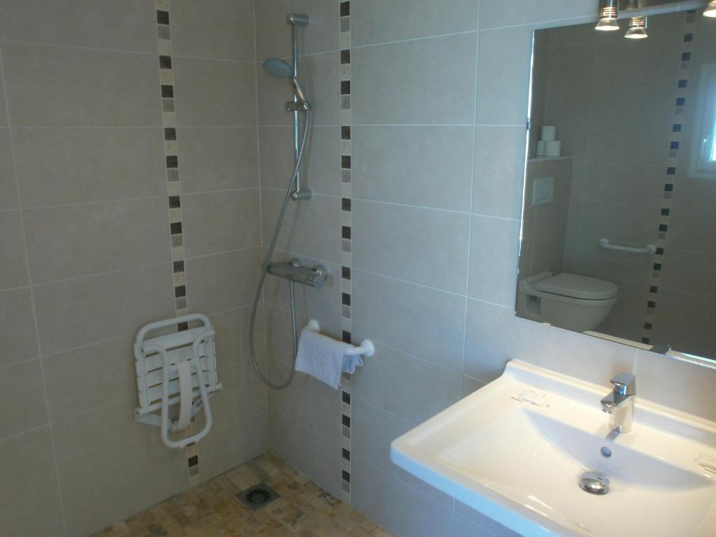 Au Tapis De Sable Hotel Saint-Cyr-sur-Mer Cameră foto